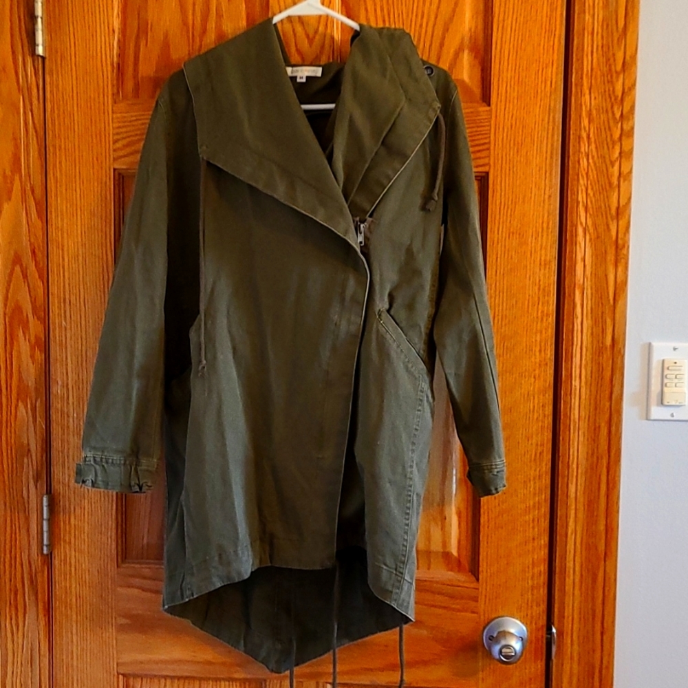 Lake flower jacket